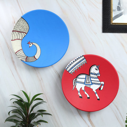 'Enchanting Animals' Hand-Painted Terracotta Decorative Wall Plate, Set of 2 (9 Inch)