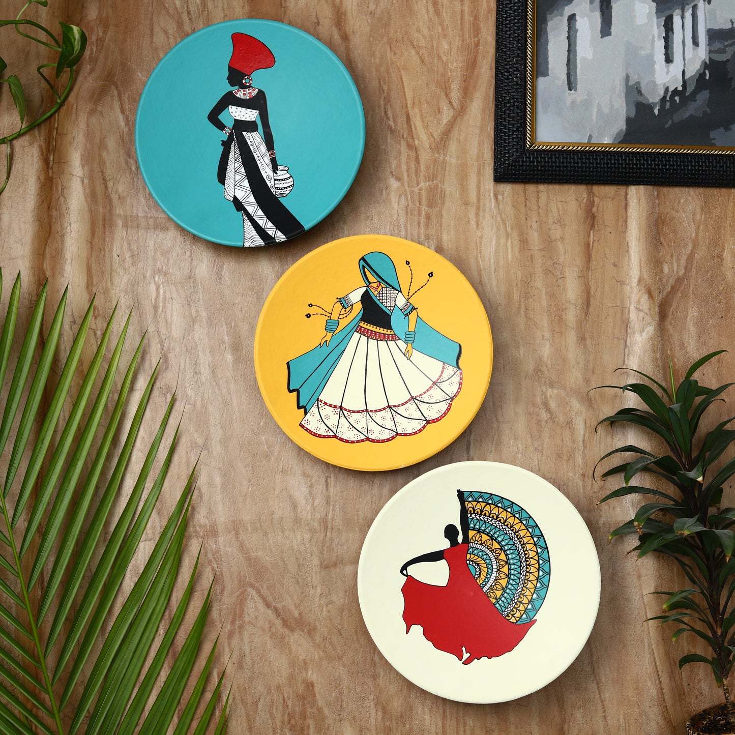 'Women Trio' Handpainted Terracotta Decorative Wall Plate, Set of 3 (9 Inch)