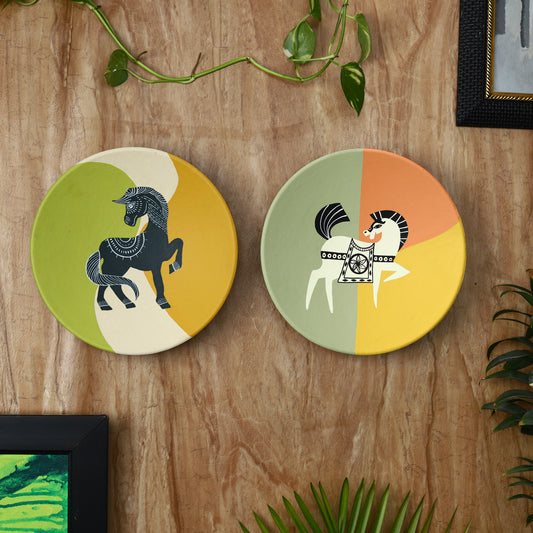 'Majestic Horses' Hand-Painted Terracotta Decorative Wall Plate, Set of 2 (9 Inch)