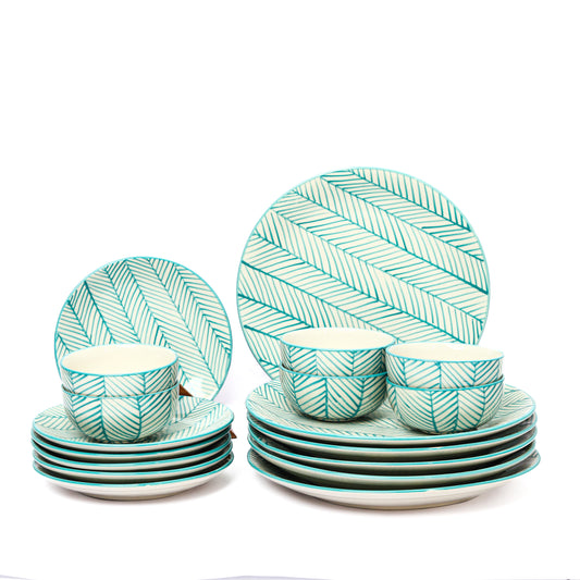 'Green Stripe' Ceramic Dinner Set of 18 Pieces