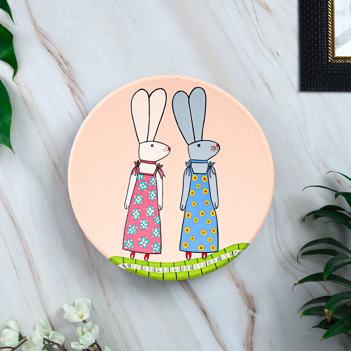 'Bunny Duo' Baby Pink Hand-painted Terracotta Decorative Wall Plate, 9. 5 Inch