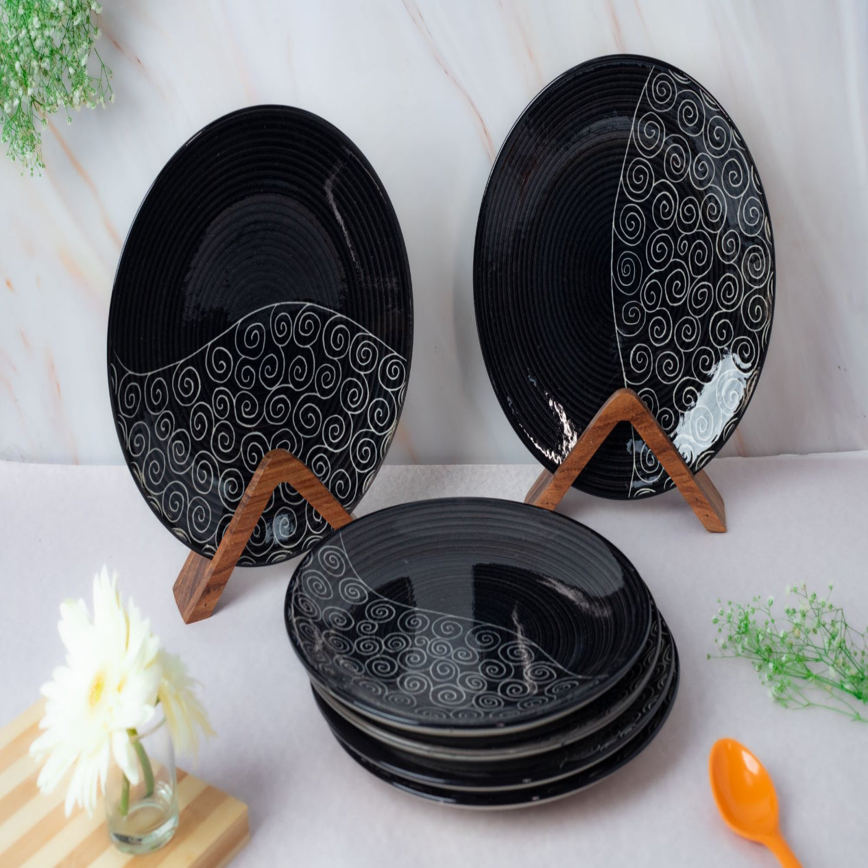 'Creeping Vine' Black Ceramic Studio Pottery Dinner Plates 10 Inch