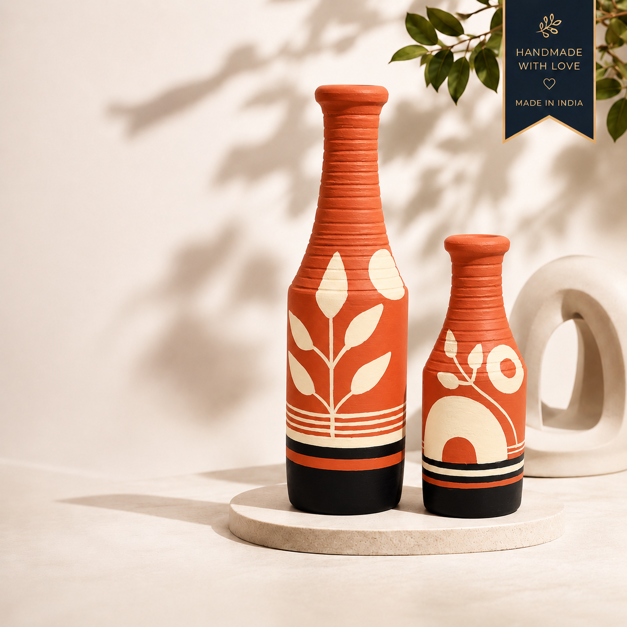 Artysta 'Abstract Art' Small Hand-Painted Terracotta Dry Flowers Pots (Set of 2)