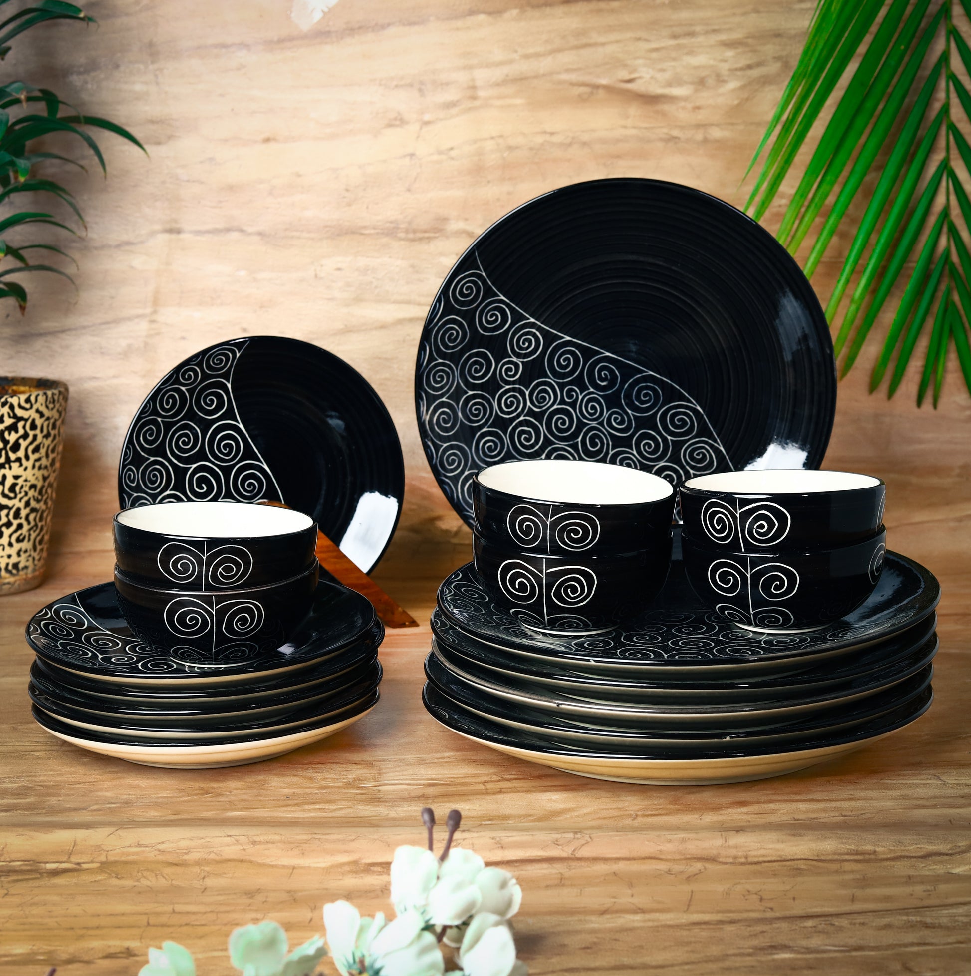 Buy 'Black Vine' Ceramic Dinner Set of Dinner Plate, Quarter