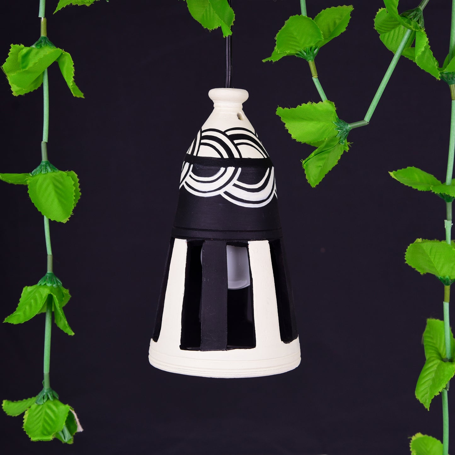 'Loopy Bottle' Terracotta Hand-painted Hanging Lamp (White & Black)