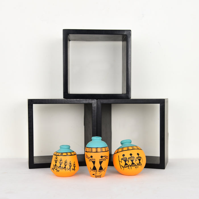 'Art of Life' Wall Mounted Wooden Shelves With Decorative Hand Painted Terracotta Pots In Mustard Color For Home Décor - artystagallery