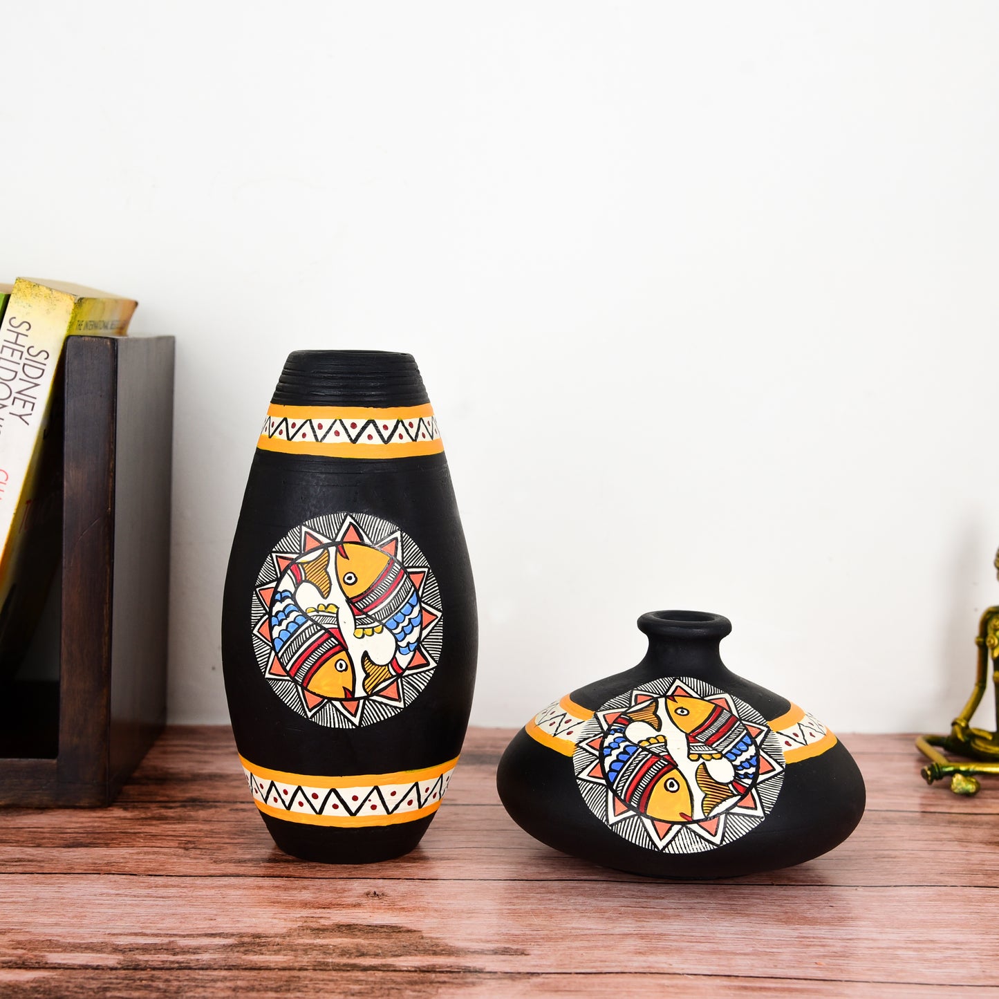 Madhubani Design Terracotta Decorative Vase In Black Color, Set of 2