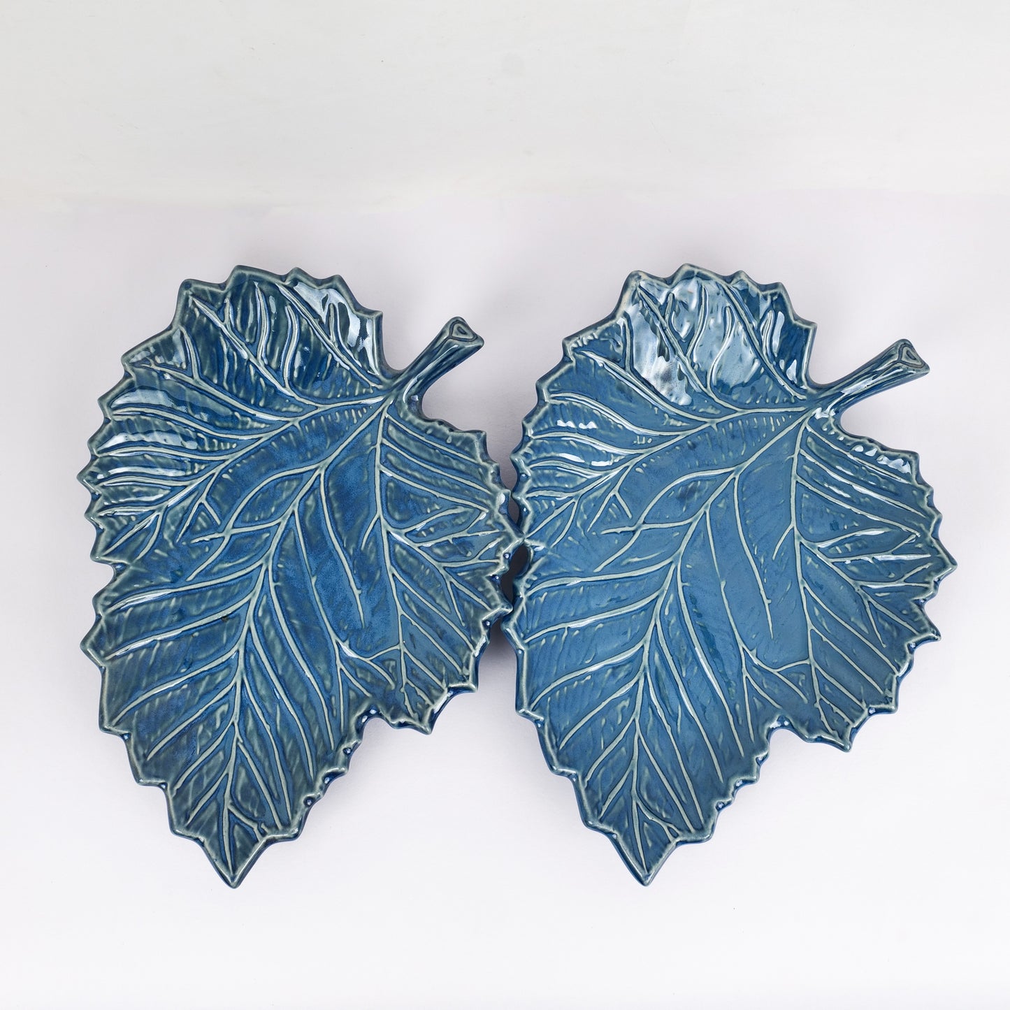 'Serrated Blue Leaf' Studio Pottery Ceramic Serving Platter, 11.3 Inch