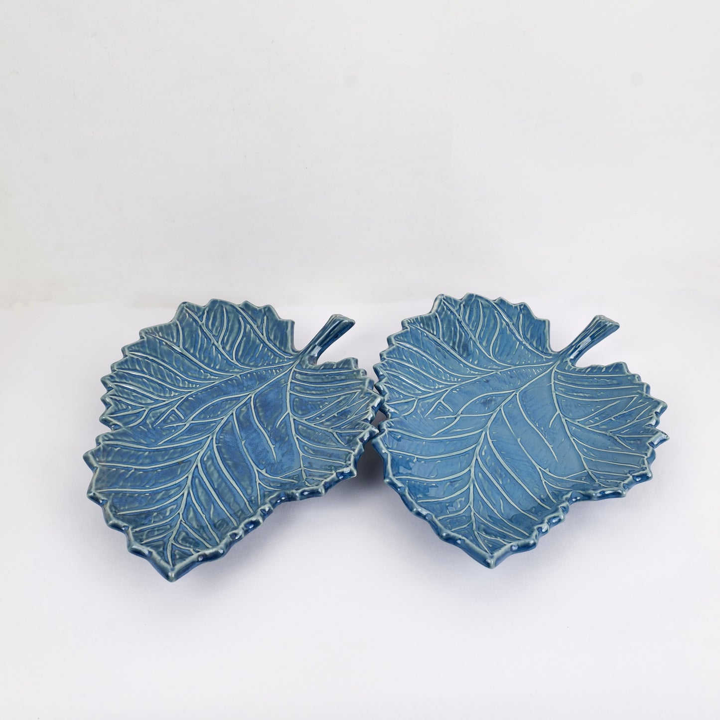 'Serrated Blue Leaf' Studio Pottery Ceramic Serving Platter, 11.3 Inch