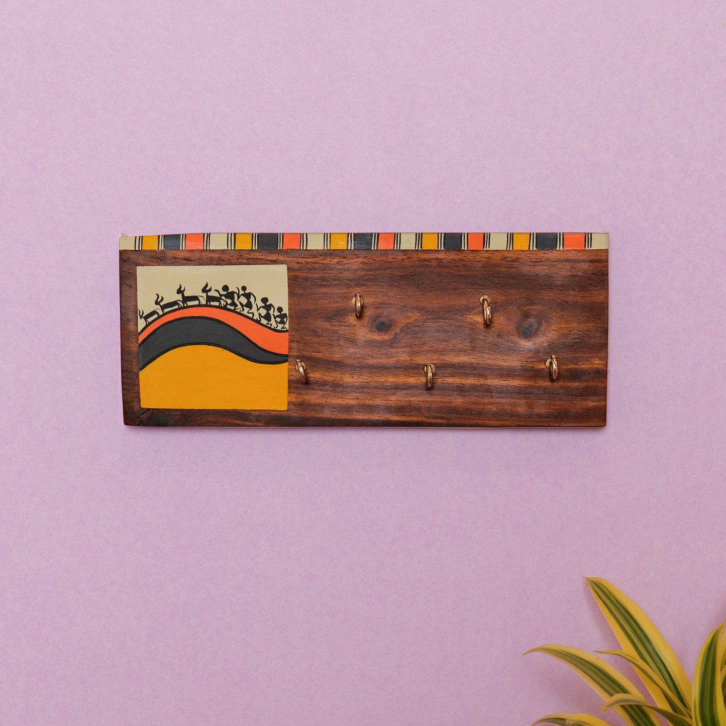 'Warli' Handcrafted Wooden Key Holder For Home Décor
