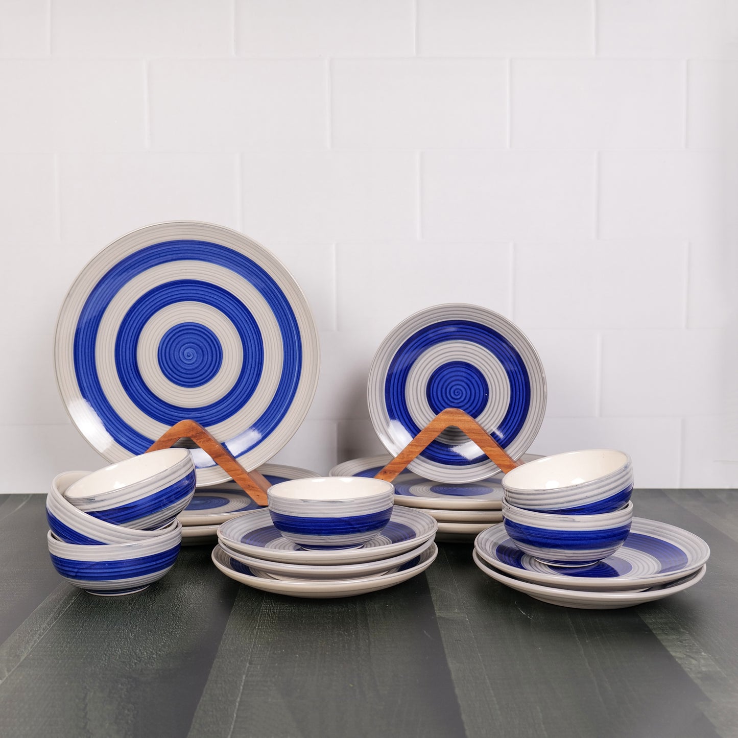 'Whirlpool Dishes' Studio Pottery Ceramic Dinner Set, Set of 18