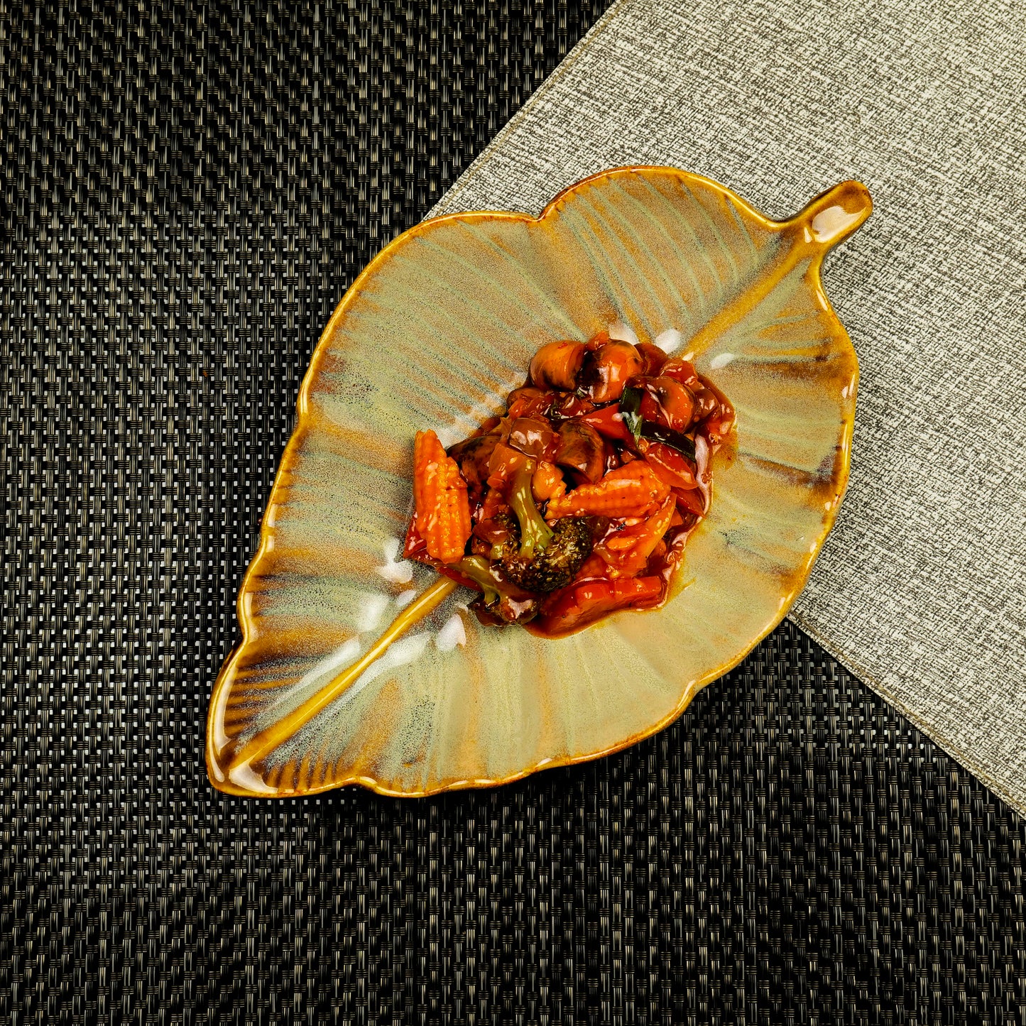 'Yellow Leaf' Handpainted Ceramic Serving Platter