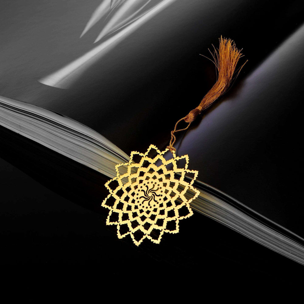 Concentric Petals Golden Brass Metal Bookmark with Golden Tassel - artystagallery