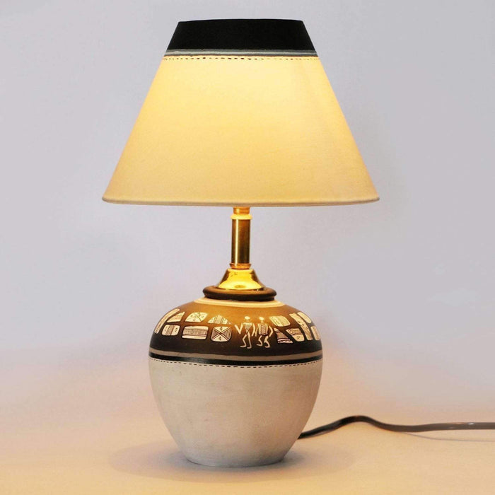 Artysta 'Monochrome Matka' Table Lamp In Terracotta (Black & White, 12.5 Inch)